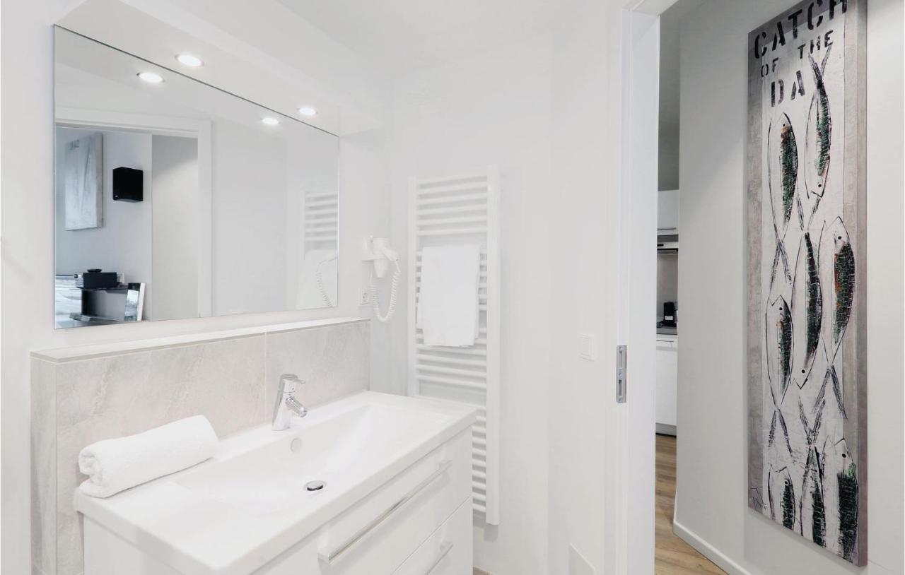 Awesome Apartment In Luebeck Travemuende Екстер'єр фото